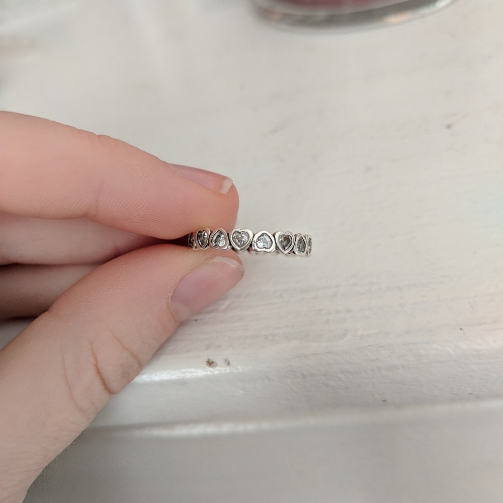 Pandora ring size six
